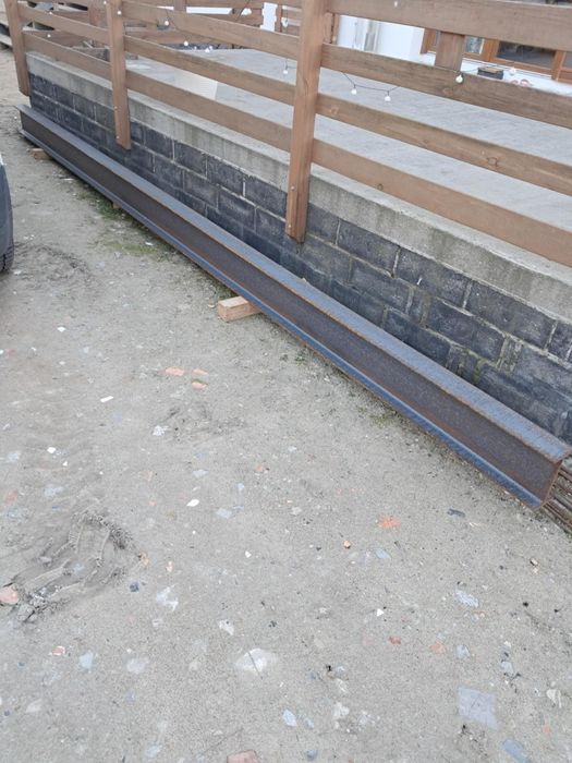 Dwuteownik ipe 220. Podciąg, belka stalowa
Dwuteownik ipe 220. Podciąg