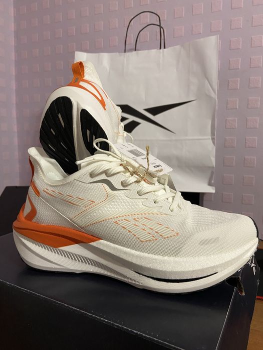Беговые кросовки Reebok hoka puma