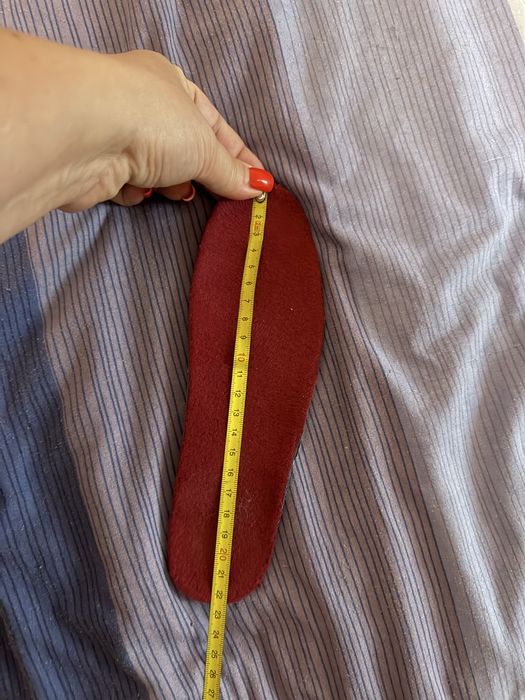 Продам зимові сапожки на дівчинку