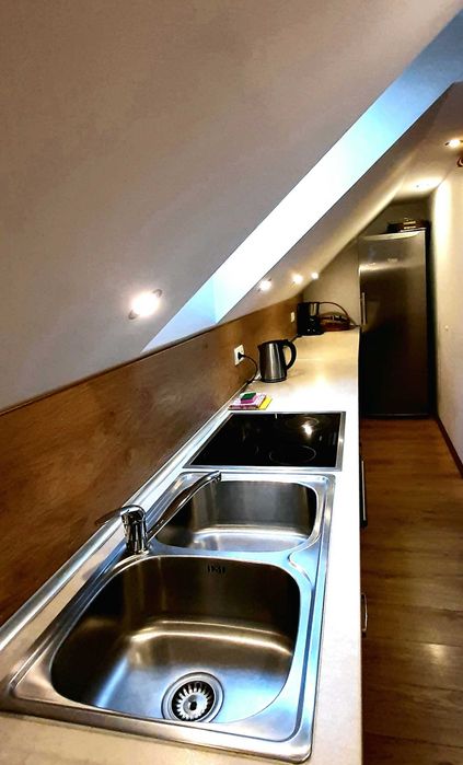 Noclegi APARTAMENTY kuchnia łazienka NIEMODLIN noclegi hotel parking