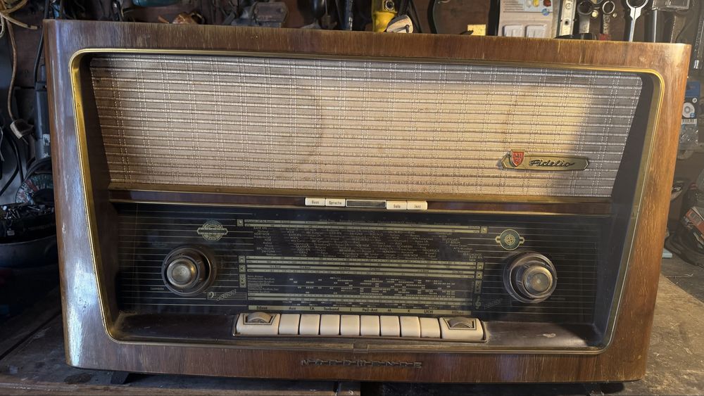 Rádio Antigo Nordmende Fidelio a Válvulas – Vintage / Colecionador