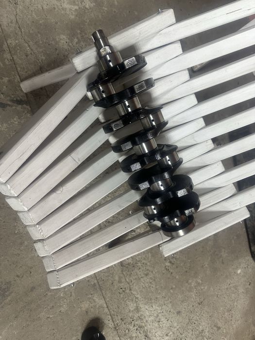 Продам коленвал  ваз 2108-2115 сан майже новый