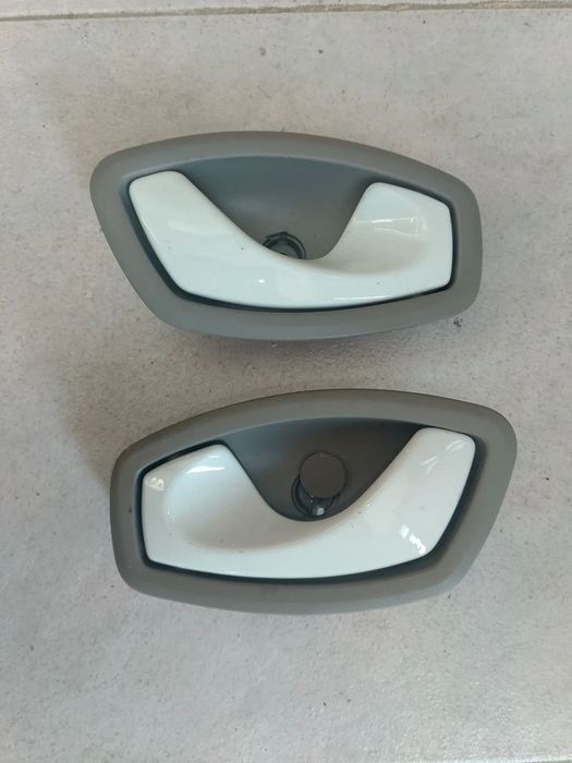 PUXADOR INTERIOR RENAULT ZOE / 806700006R / 806700005R