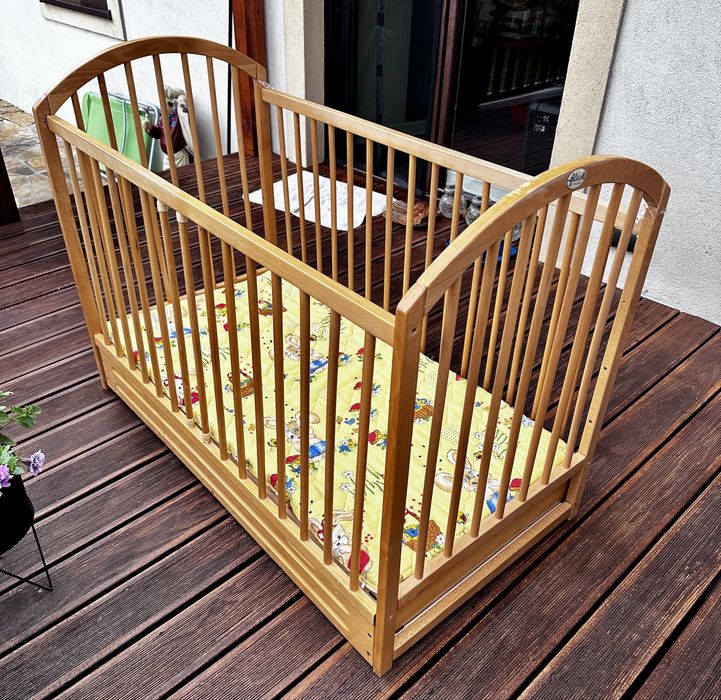 Łożeczko drewniane dla dziecka