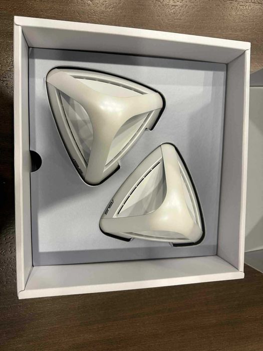 ASUS Lyra Trio mesh wi-fi system