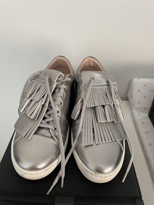 Ténis Uterque em pele com acessório amovível