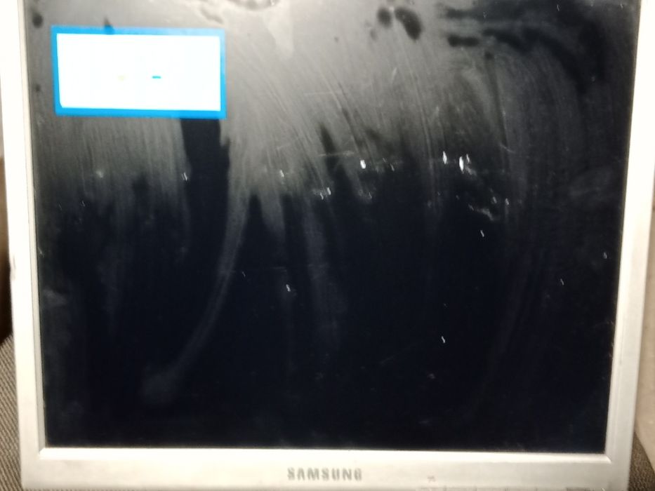 Монітор Samsung 710 N