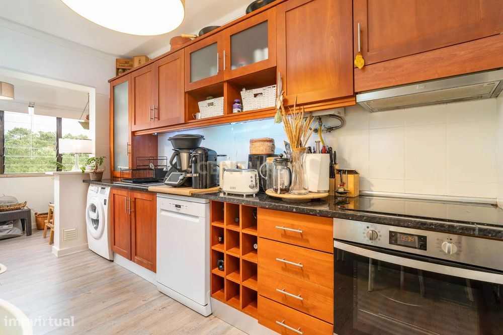 Apartamento T3 Com Garagem | Urbanização Ar E Sol - Coimbra