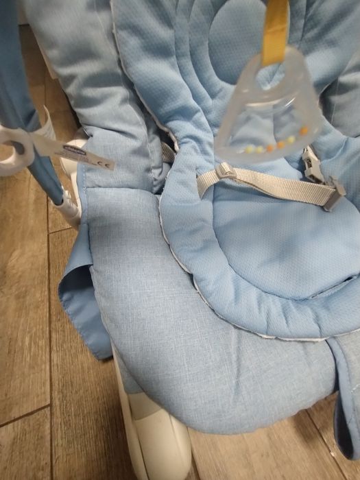 Качеля .качалка. гойдалка шезлонг для малюків чікко chicco hoopla