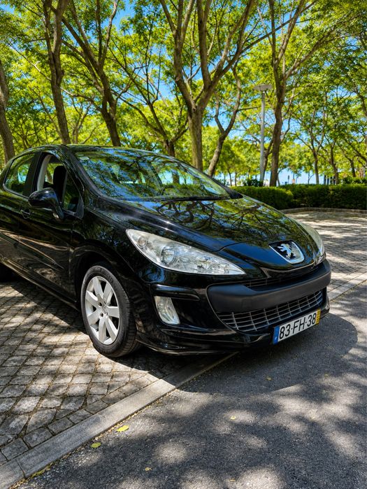 Peugeot 308 — fotografia 3