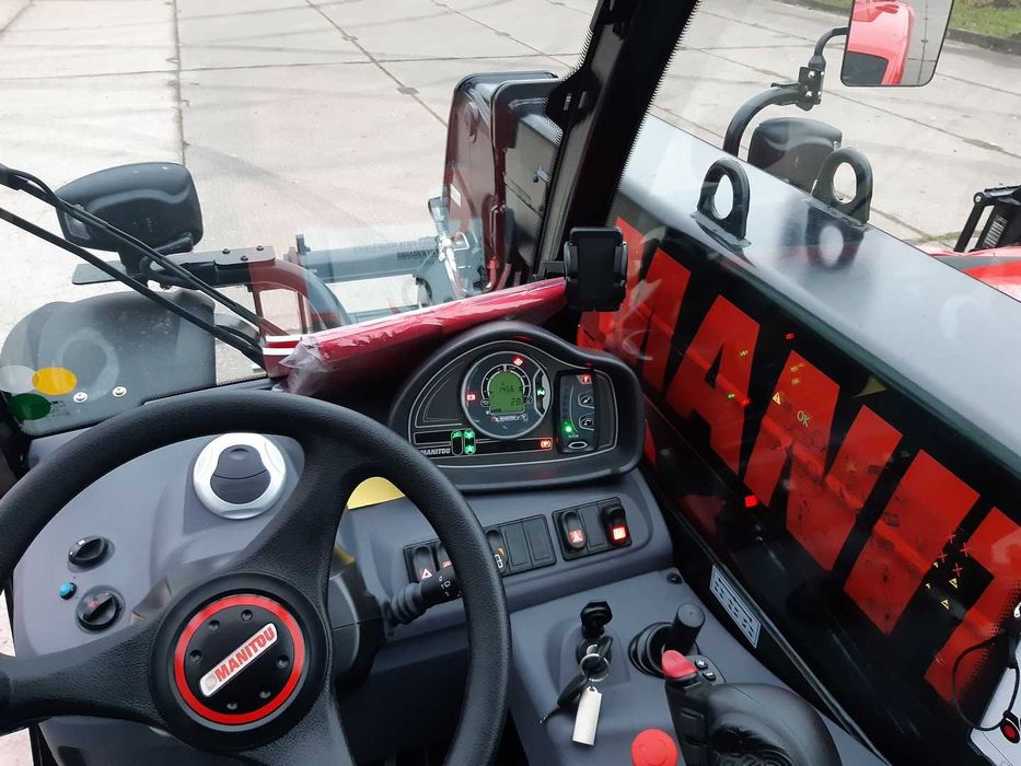 Телескопический погрузчик Manitou MLT-X 625 (JCB 527)