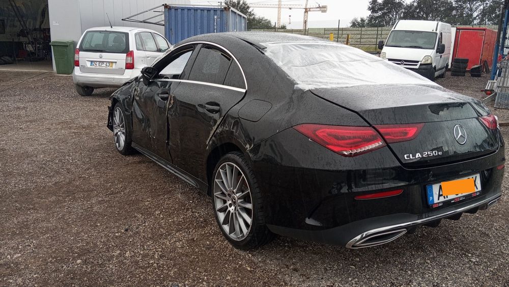 Mercedes CLA 250 E Híbrido 2021