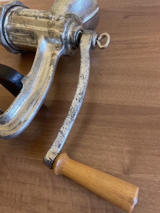 PRL - Alfa I - maszynka do mielenia mięsa