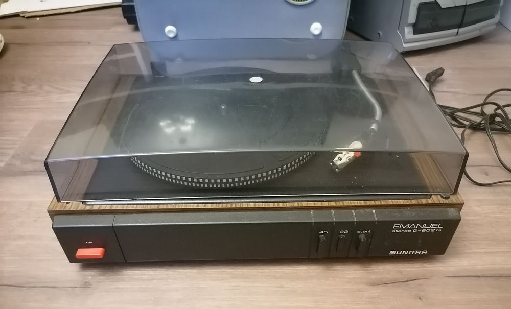 Gramofon Unitra Emanuel G-902 fs