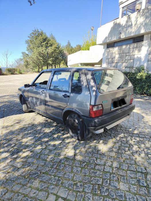 Fiat uno 60SX pronto a circular