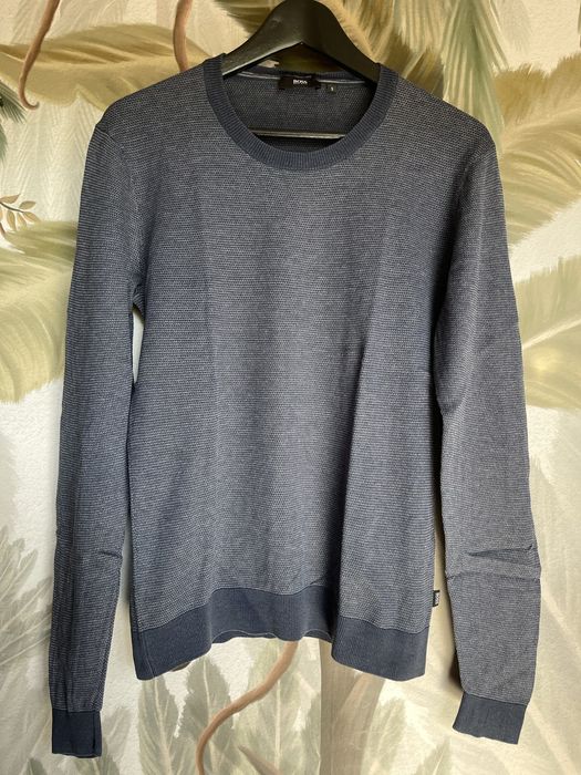 Sweterek Hugo Boss granatowy rozmiar S