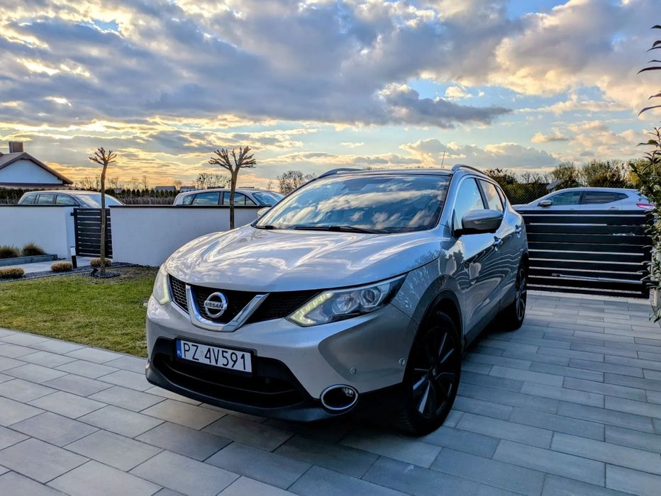Nissan Qashqai Nissan Qashqai TEKNA+ 2014r.