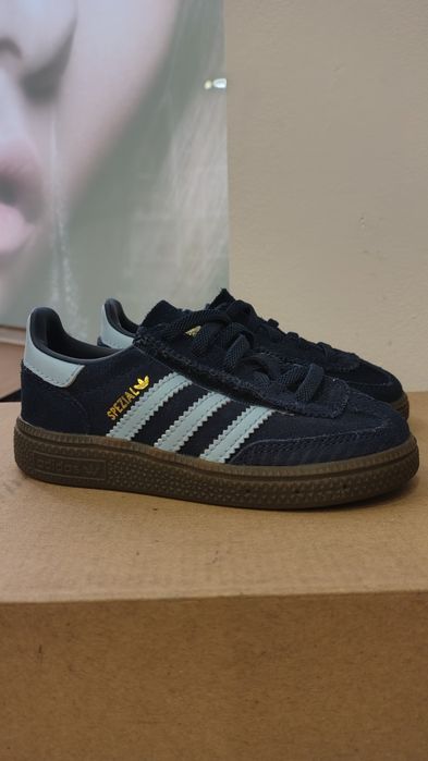 Dziecięce Adidas spezial rozmiar 24