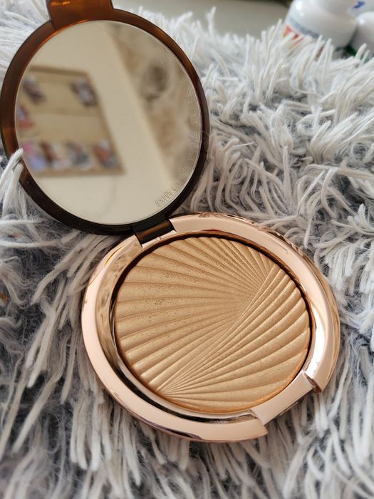 Rozświetlacz Estee Lauder Bronze Goddess