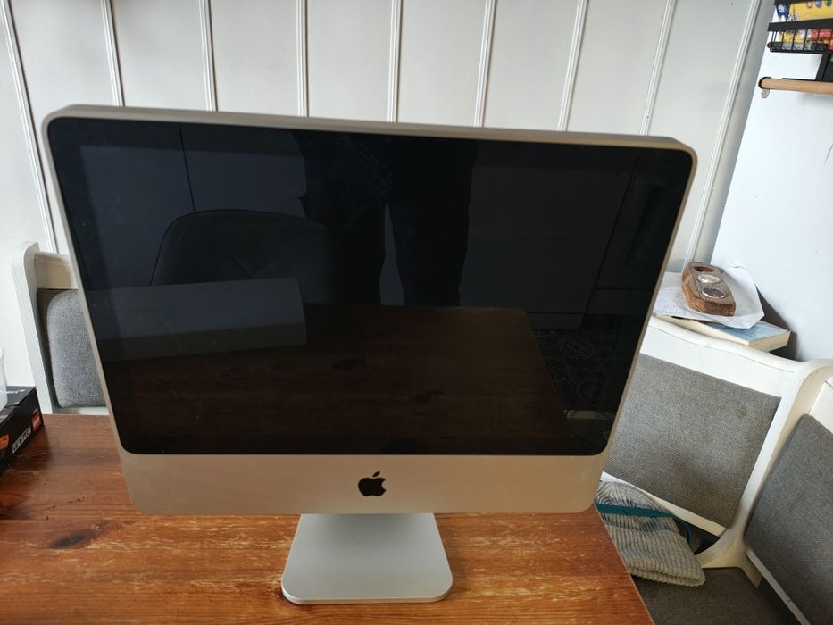 iMac A1224 ,  20cali Core2Duo