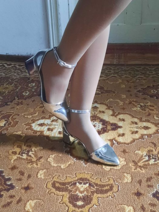 Блискучі дзеркальні туфельки