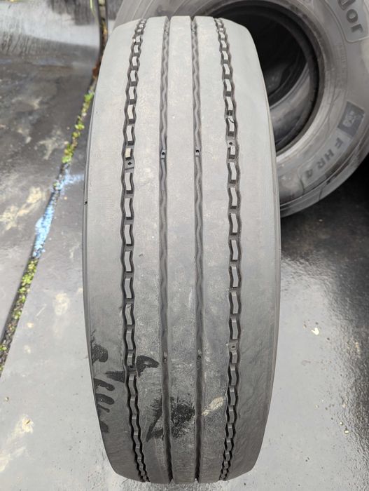 295/80R22.5 Michelin X Coach Z przód
