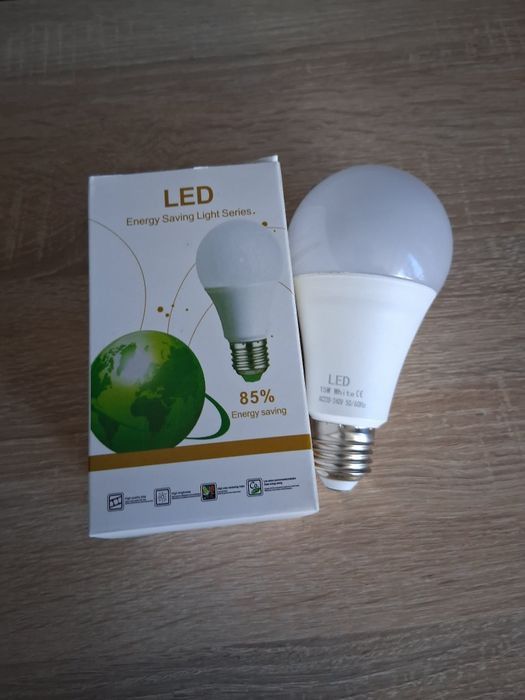Energooszczędna żarówka LED z serii Energy Saving Light
