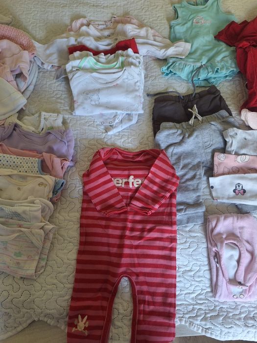 Paka ubranek dla dziewczynek 54-68