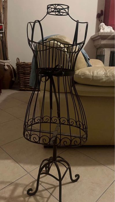 Cabie busto infantil.