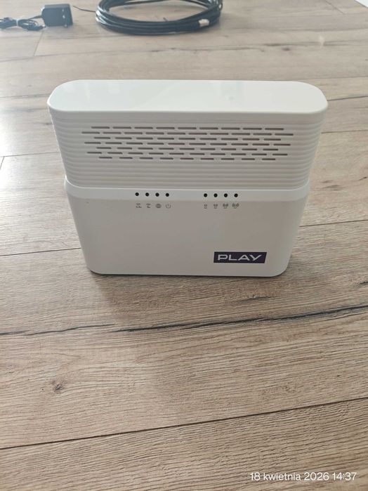 Router LTE model MF258