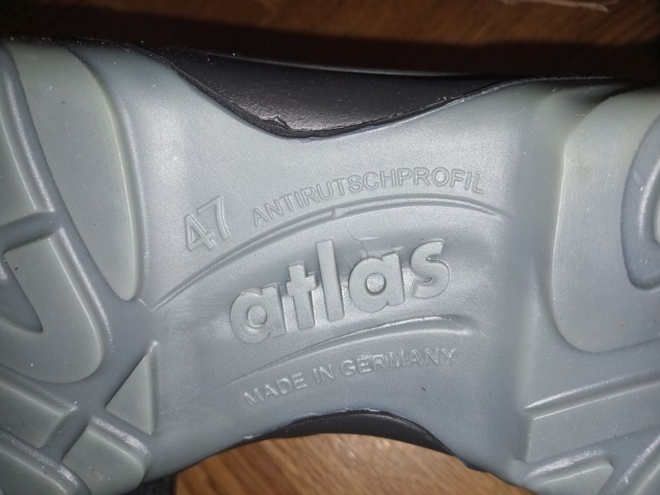 Обувь большого размера мужская