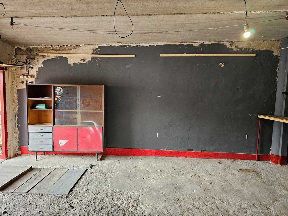 Здається в оренду гараж в АК КЕРМО (віул.Заводська 1-Б)