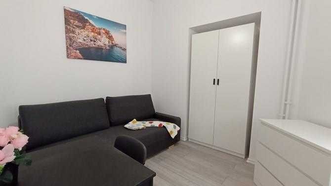 Wynajmę funkcjonalną kawalerkę, Pl. 3 maja, BRAK PROWIZJI