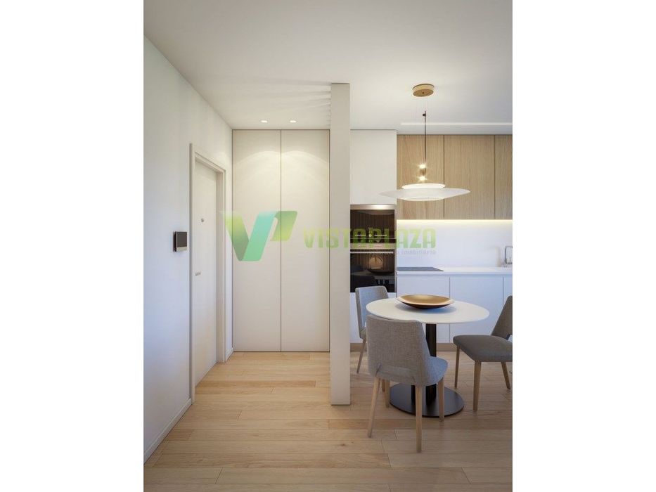 Apartamento T1, novo com lugar de garagem no centro de Portimão