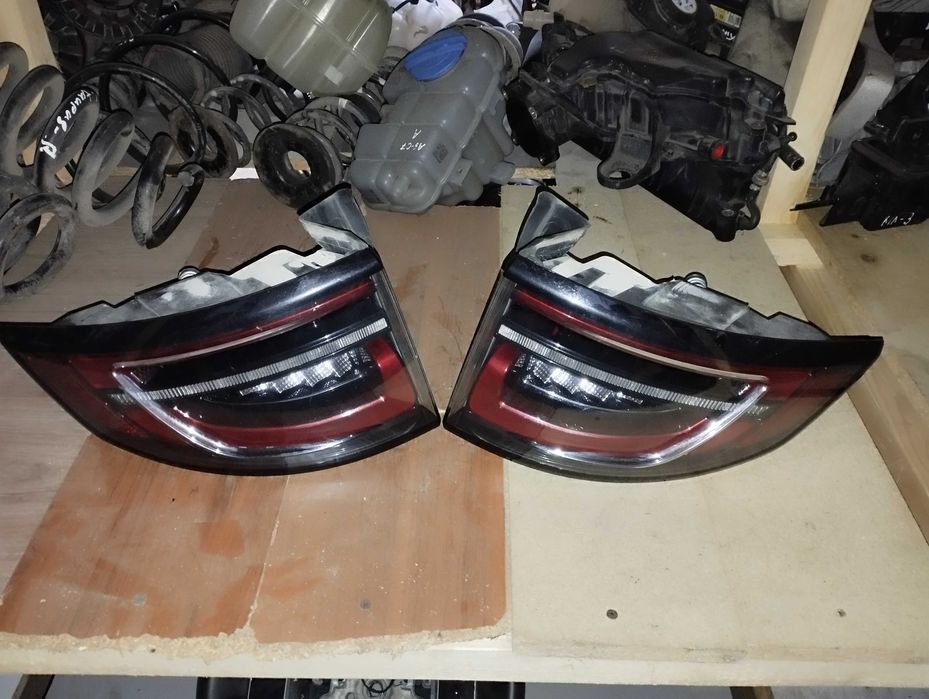 Фонарь Land Rover Discovery 3 4 Sport L550 LR2 Freelander rest