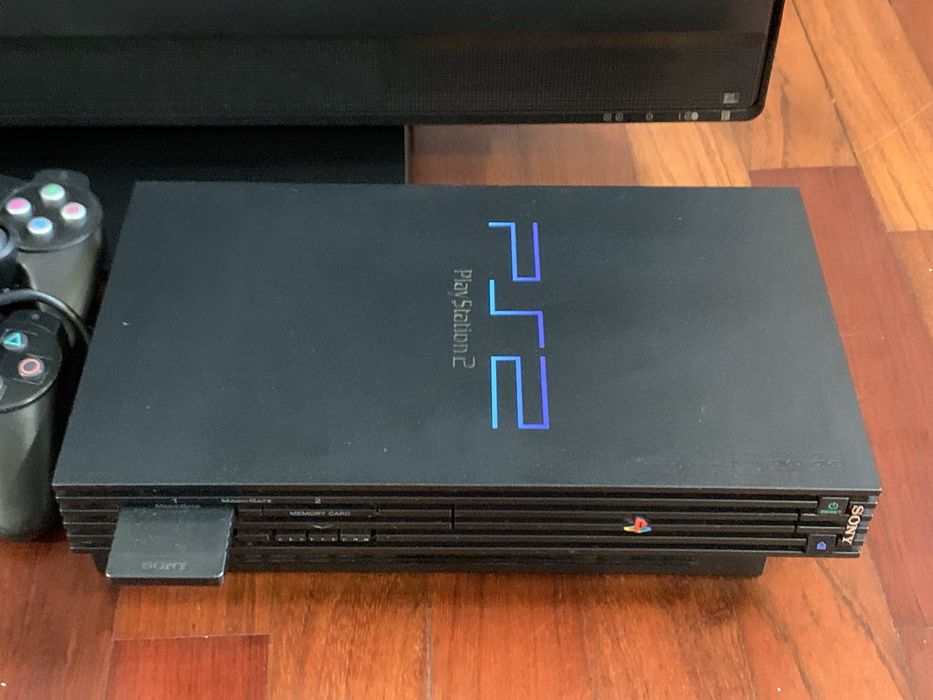 Playstation 2 + TV Sony Bravia + jogos e avolante