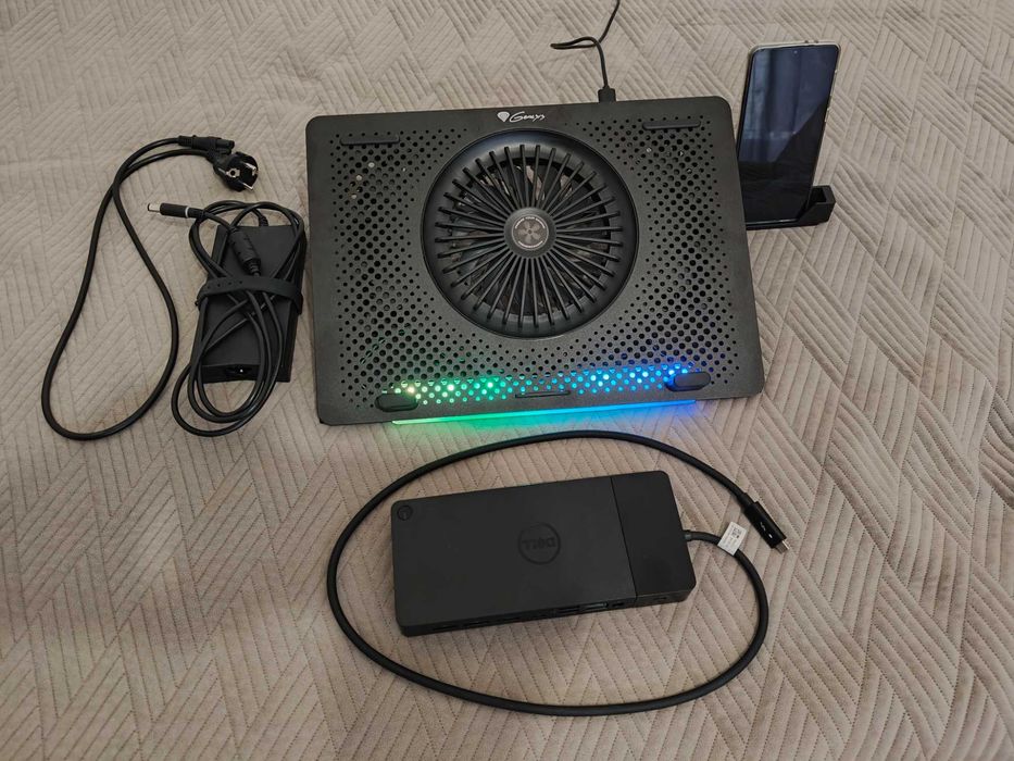 Stacja dokująca Dell K20A (WD19TBS) Zasilacz 130W Podkładka chłodząca
