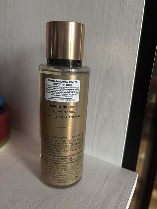 Mgielka Victoria’s Secret Coconut Passion idealna na lato