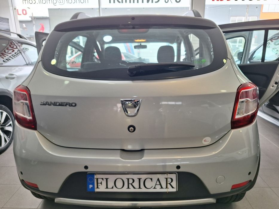 Dacia Sandero Spteway só 57milkm