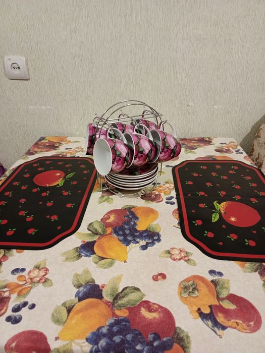 Чайный сервиз S&T "Розы" из 13 предметов на 6 человек