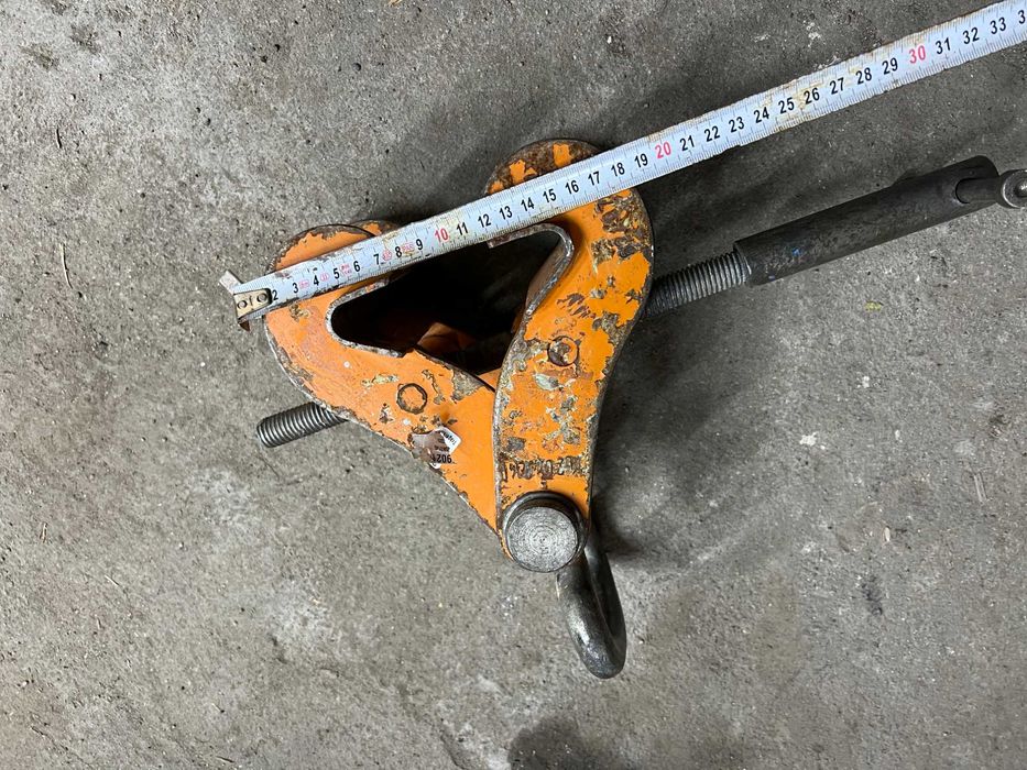 Uchwyt klamrowy do dwuteowników belek zacisk dźwigara chwytak