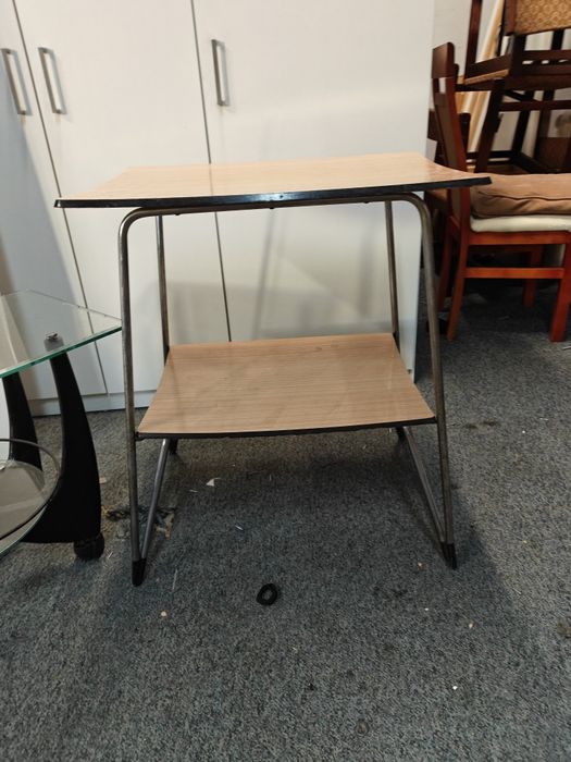 Stoliki ,gazetniki PRL dostawa Warszawa