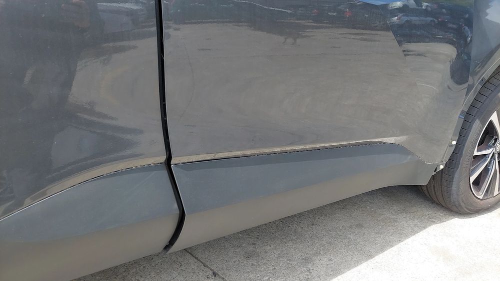 Porta frente direita TOYOTA C-HR (_X2_, _H2_)
