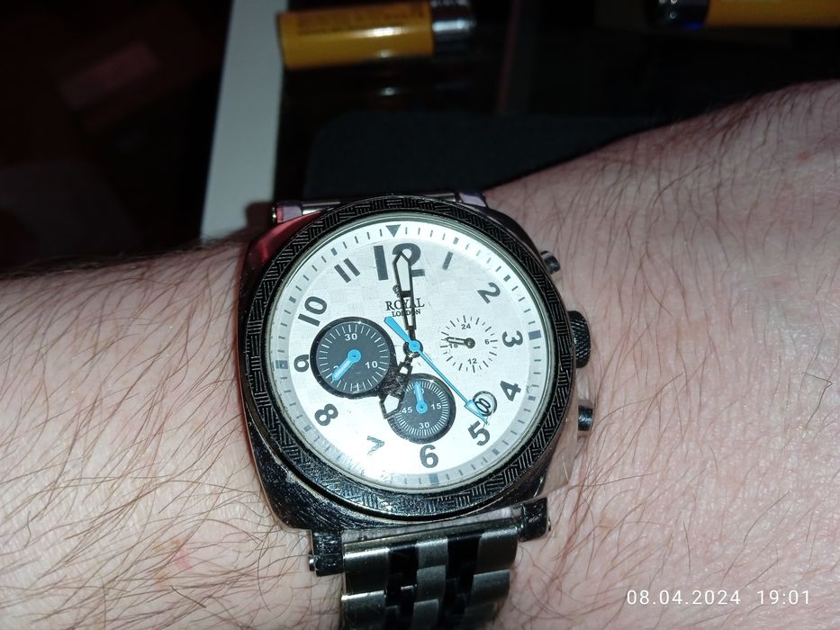 Часы Royal London 41102-02