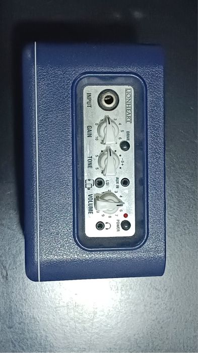 Laney Mini-Lion - Amplificador Portátil a Pilhas (para guitarra)