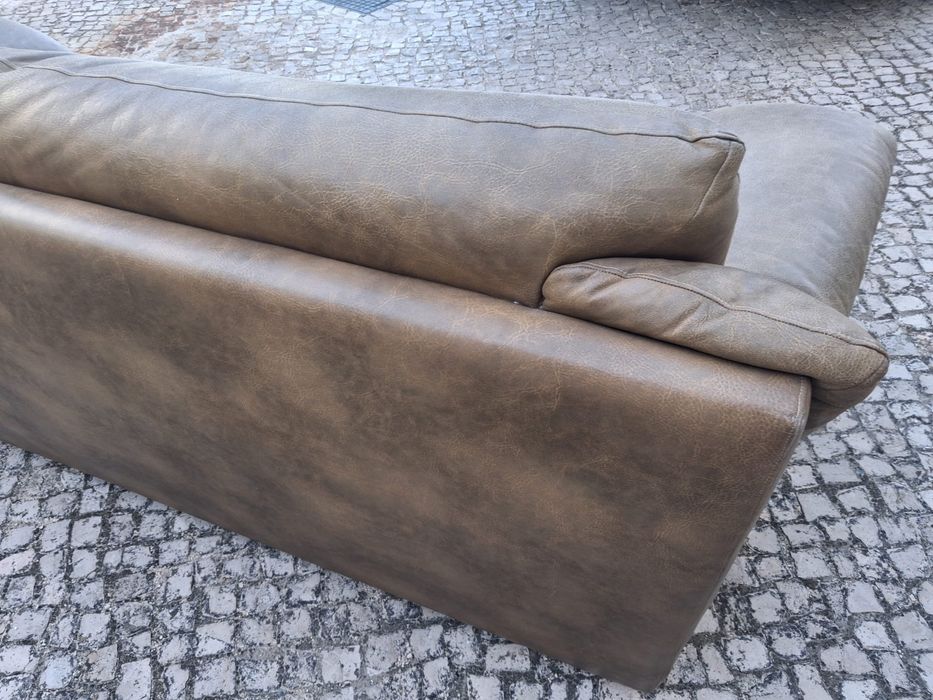 Sofa de pele 2 lugares