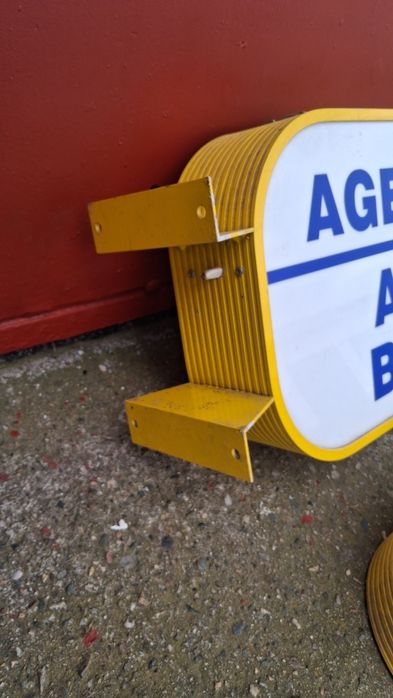 Baner reklamowy, solidny, aluminiowy, podświetlenie , sprawny.