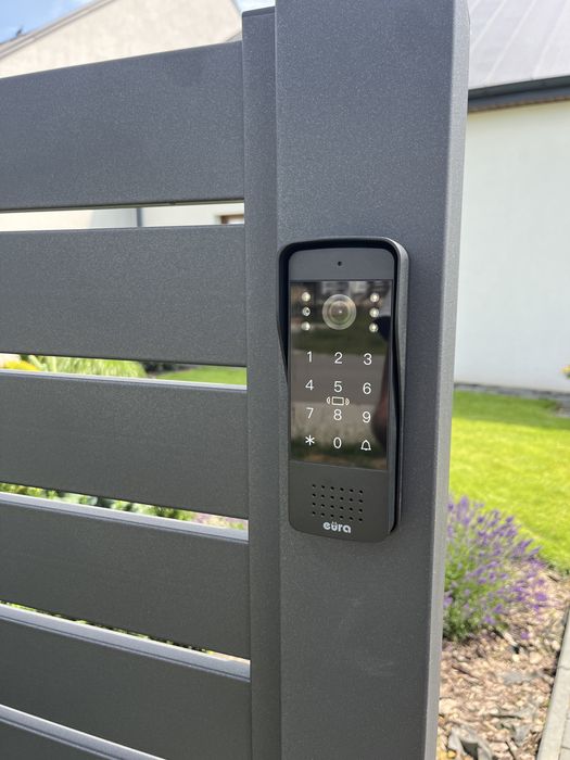 Napędy do bram skrzydłowych, przesuwnych, sterowanie radiowe, wifi