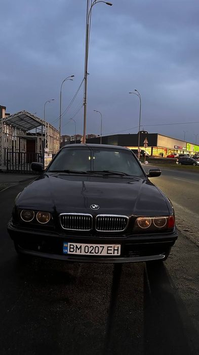 Продам легендарну бмв е38