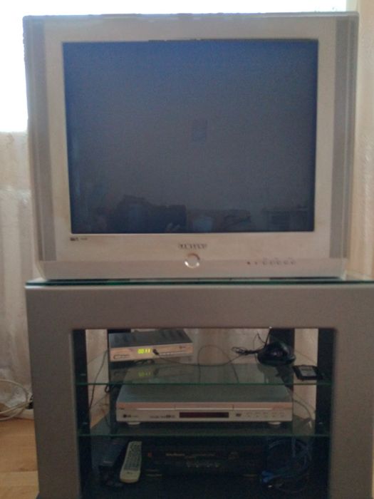 Продам  телевизор